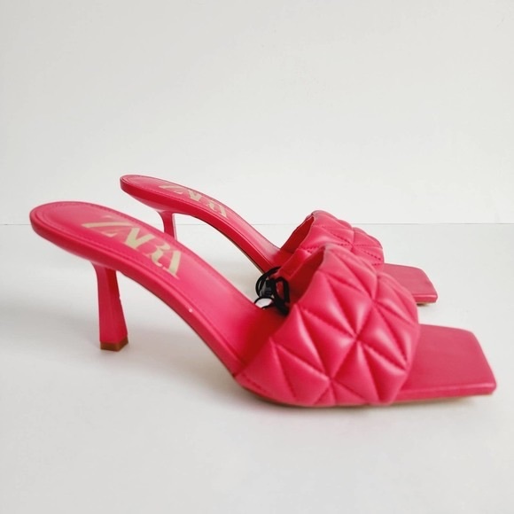Zara Fuschia Quilted Heels - Picture 4 of 4